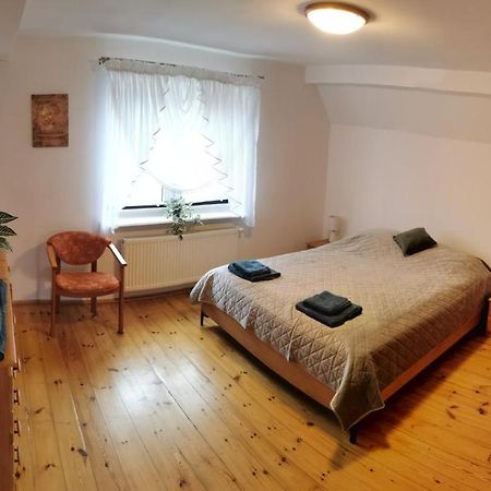 Dom Na Zachodzie Βίλα Szczecinek Εξωτερικό φωτογραφία